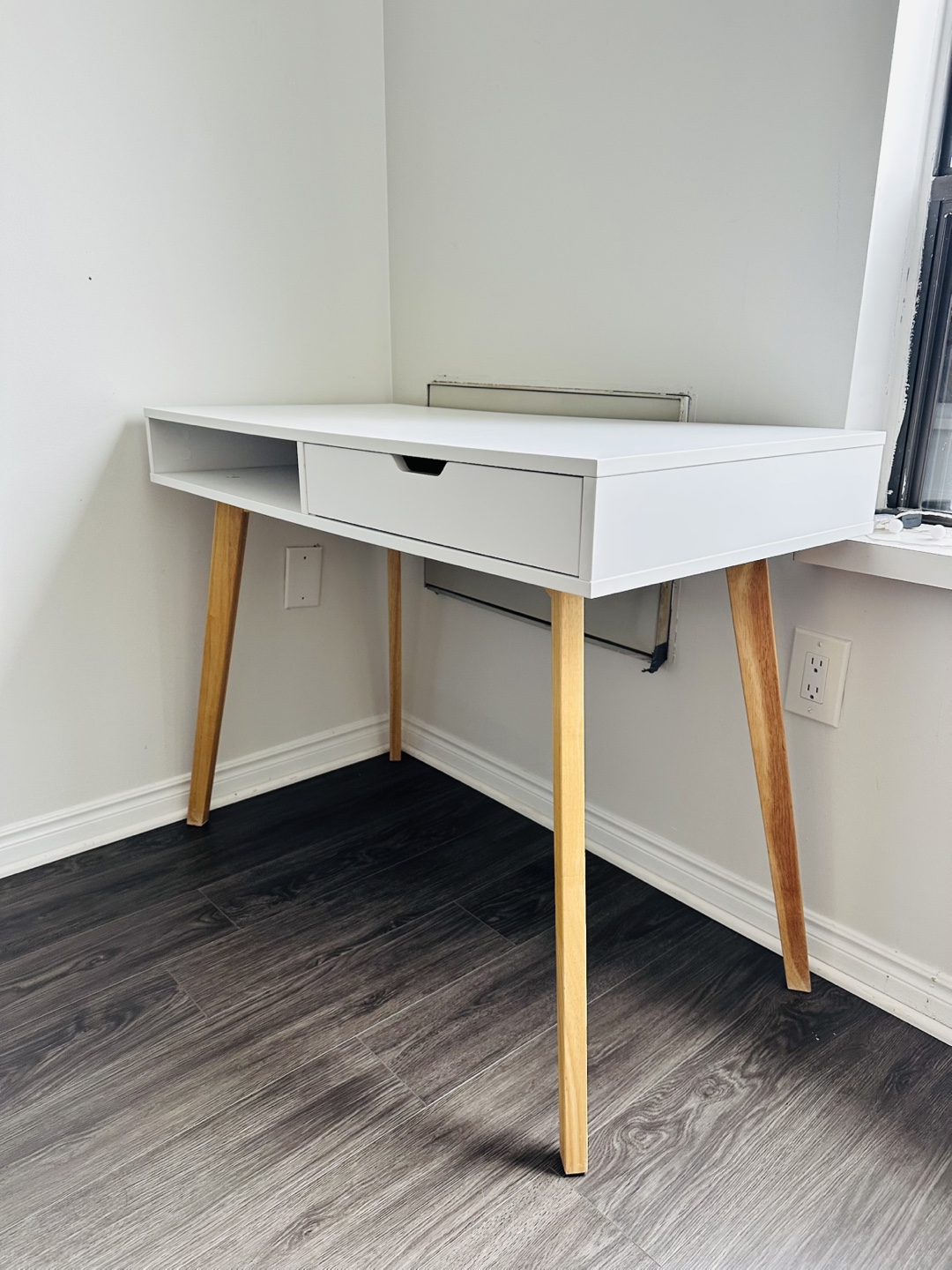 White Desk with Drawer - photo 3