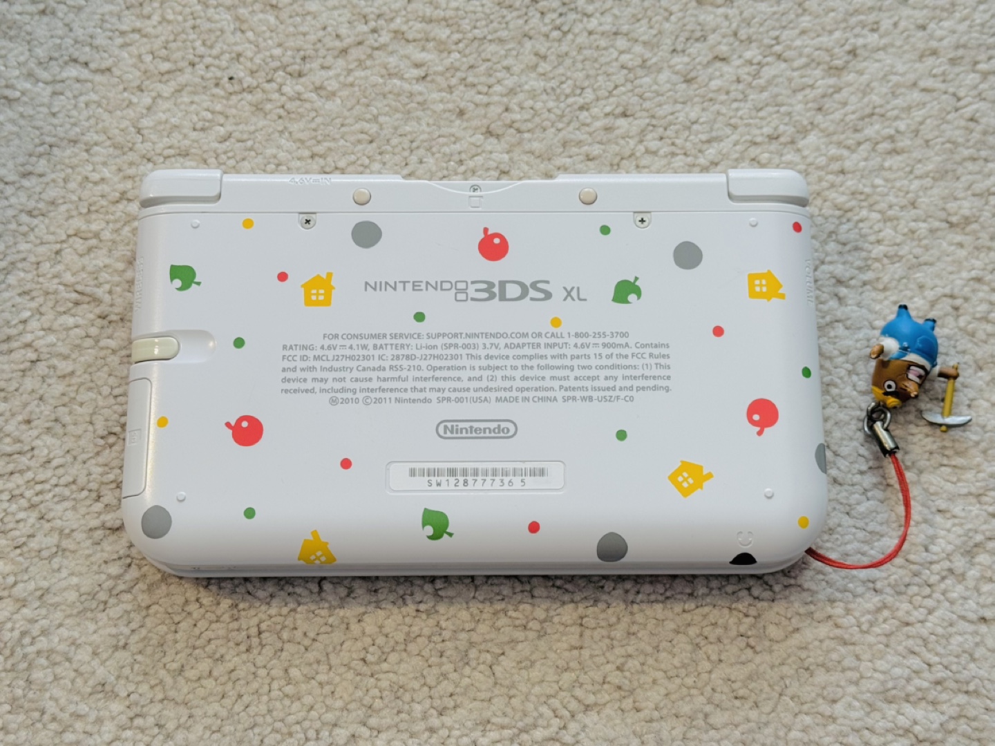 Nintendo 3DS XL Animal Crossing Edition Bundle - photo 4