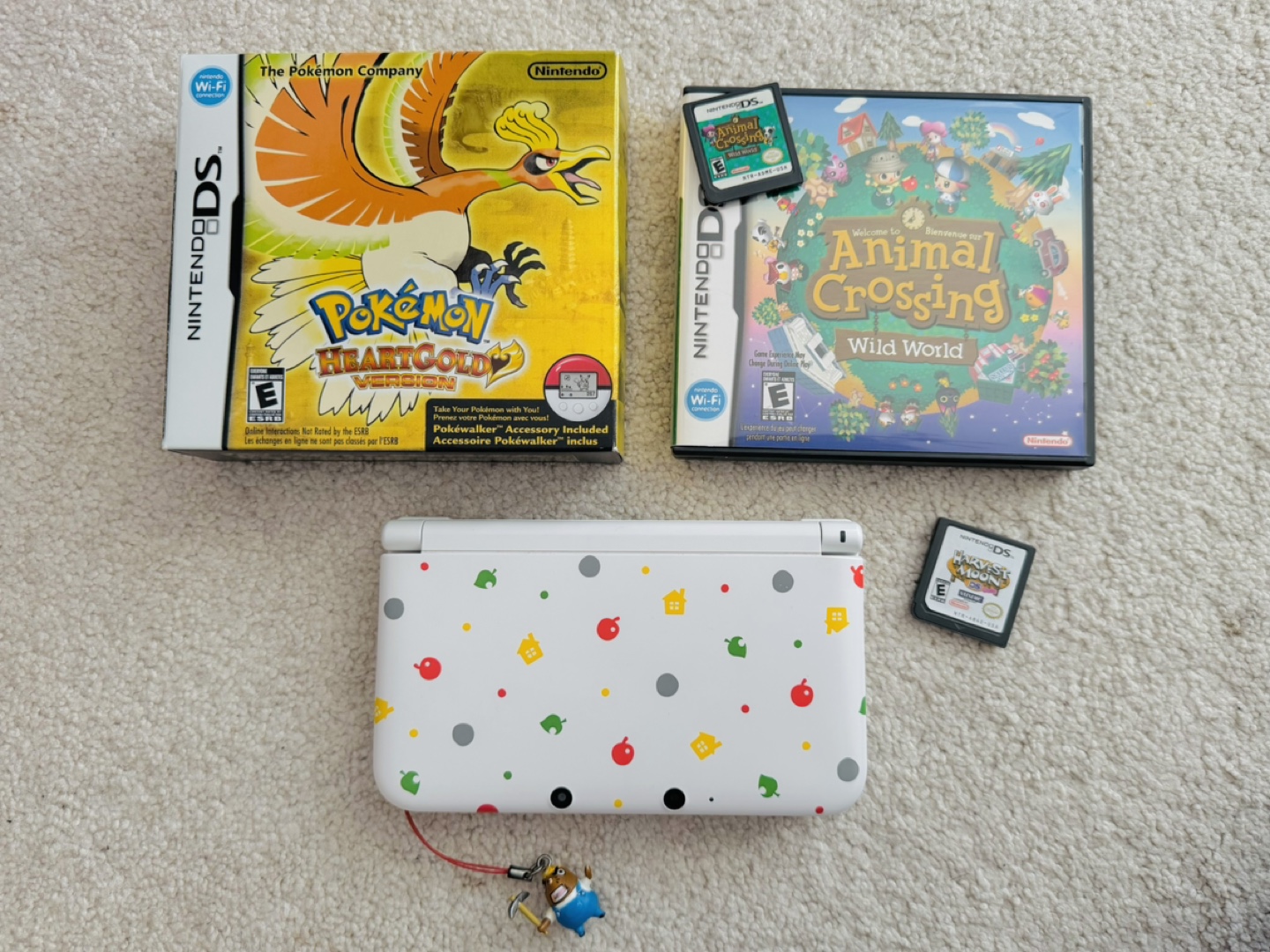 Nintendo 3DS XL Animal Crossing Edition Bundle