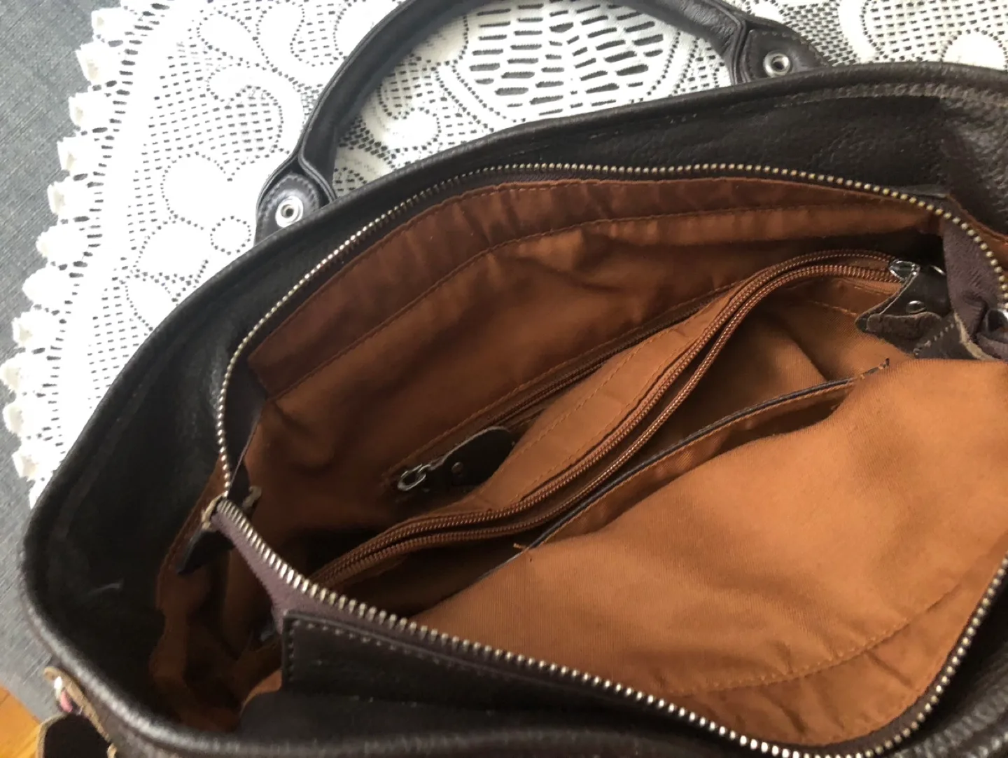 Brown pure Leather Bag image indicator(4)