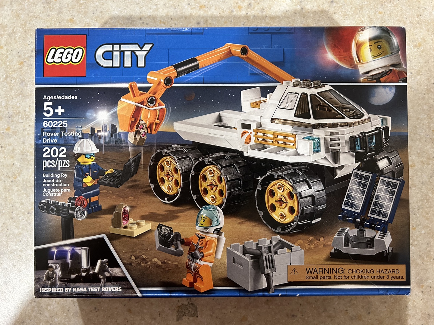 LEGO City 60225 Rover Testing Drive