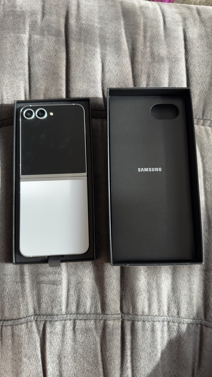 Samsung Galaxy Z Flip6 512 GB - photo 2