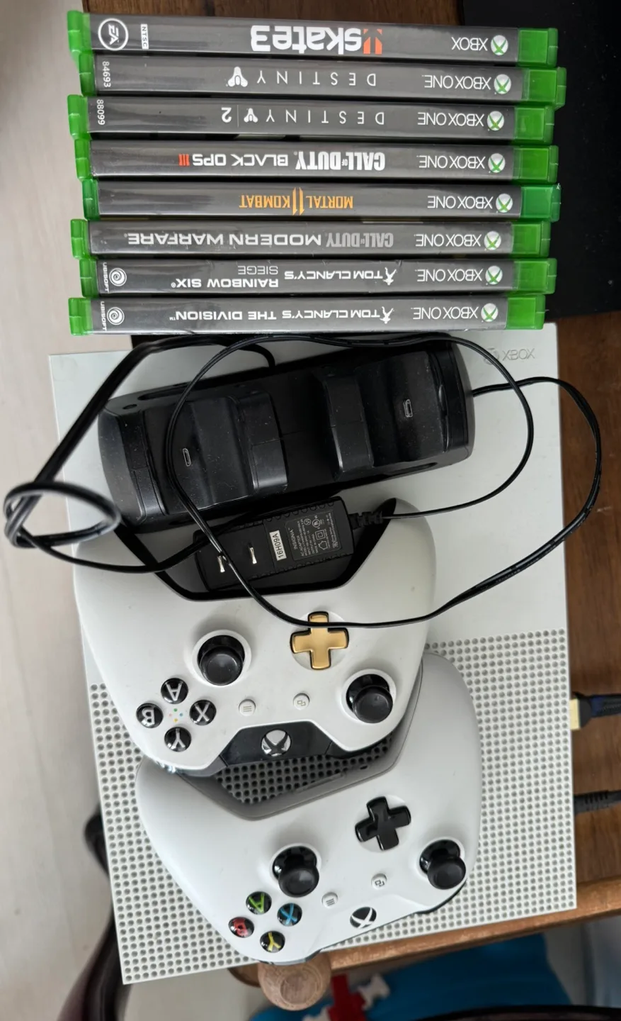 Xbox One s 1tb bundle thumbnail