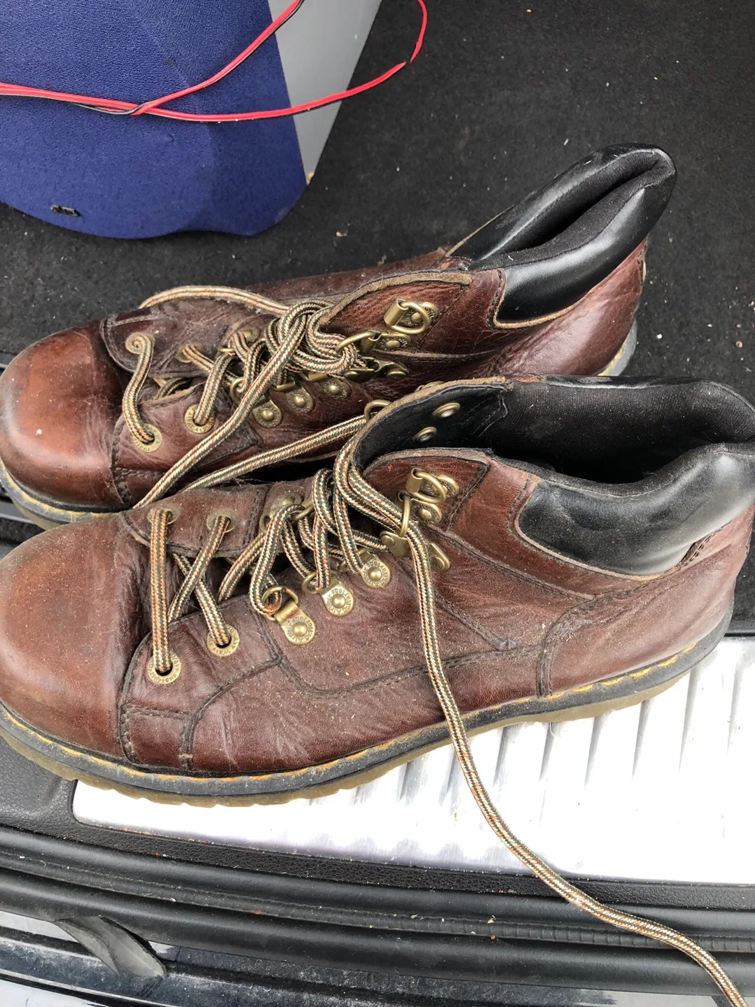 Dr. Martens Boots image indicator(2)