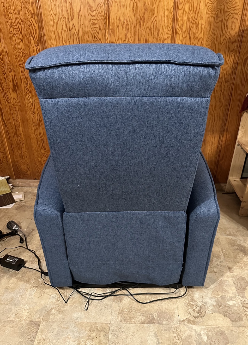 Electric Lift Recliner - photo 5