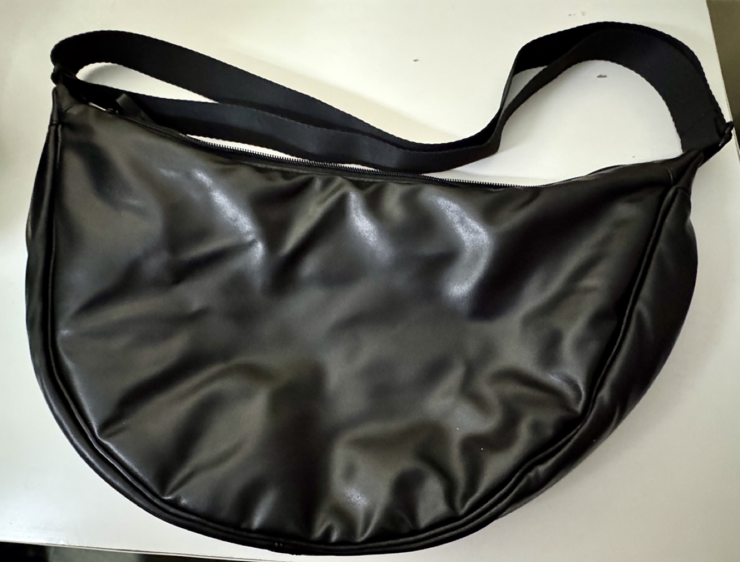 SOLD OUT Uniqlo Faux Leather Round Shoulder Bag - photo 2