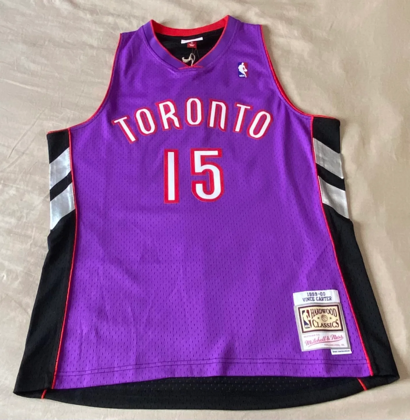 Mitchell & Ness Toronto Raptors Vince Carter Jersey - Sz Large thumbnail