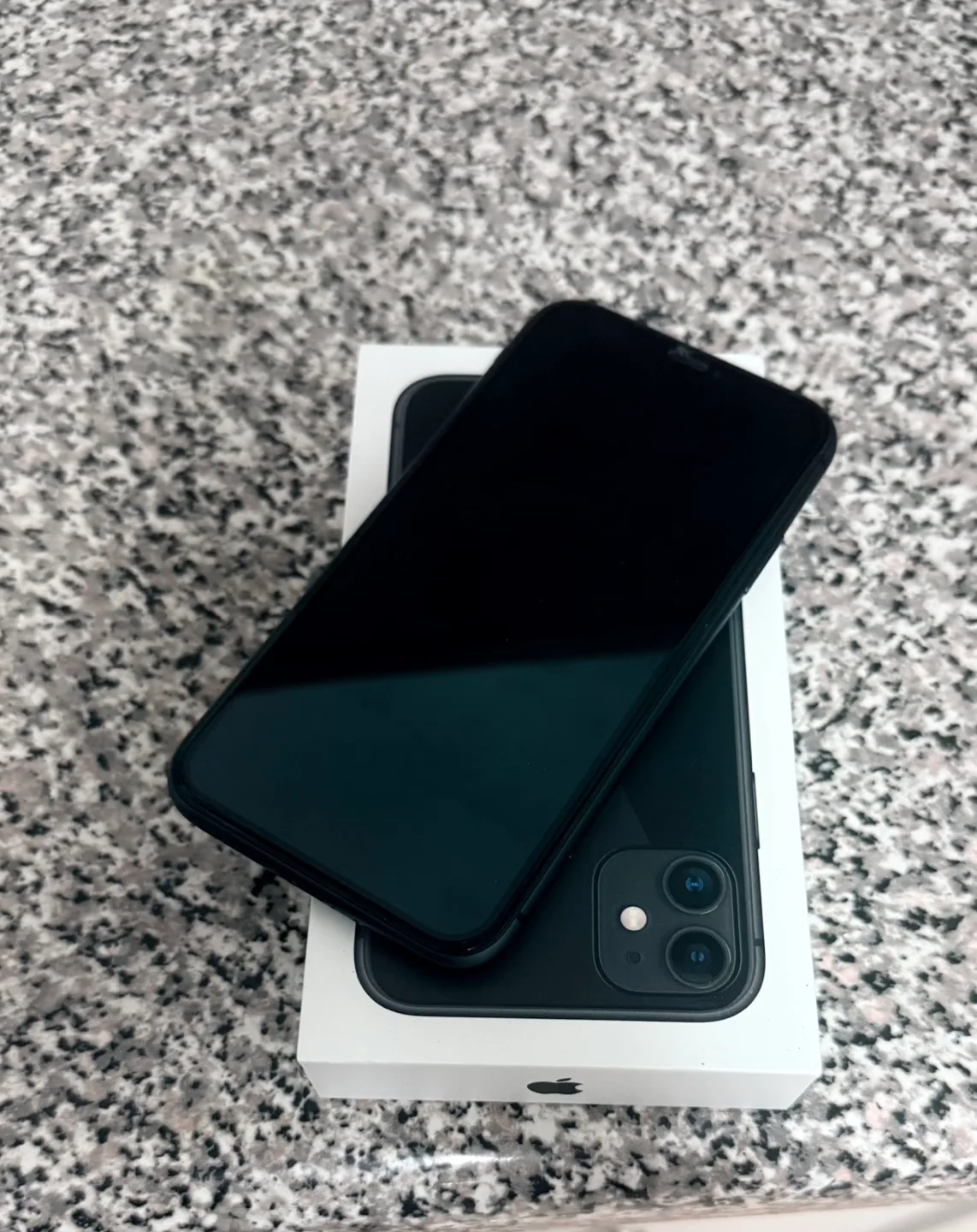 iPhone 11 thumbnail