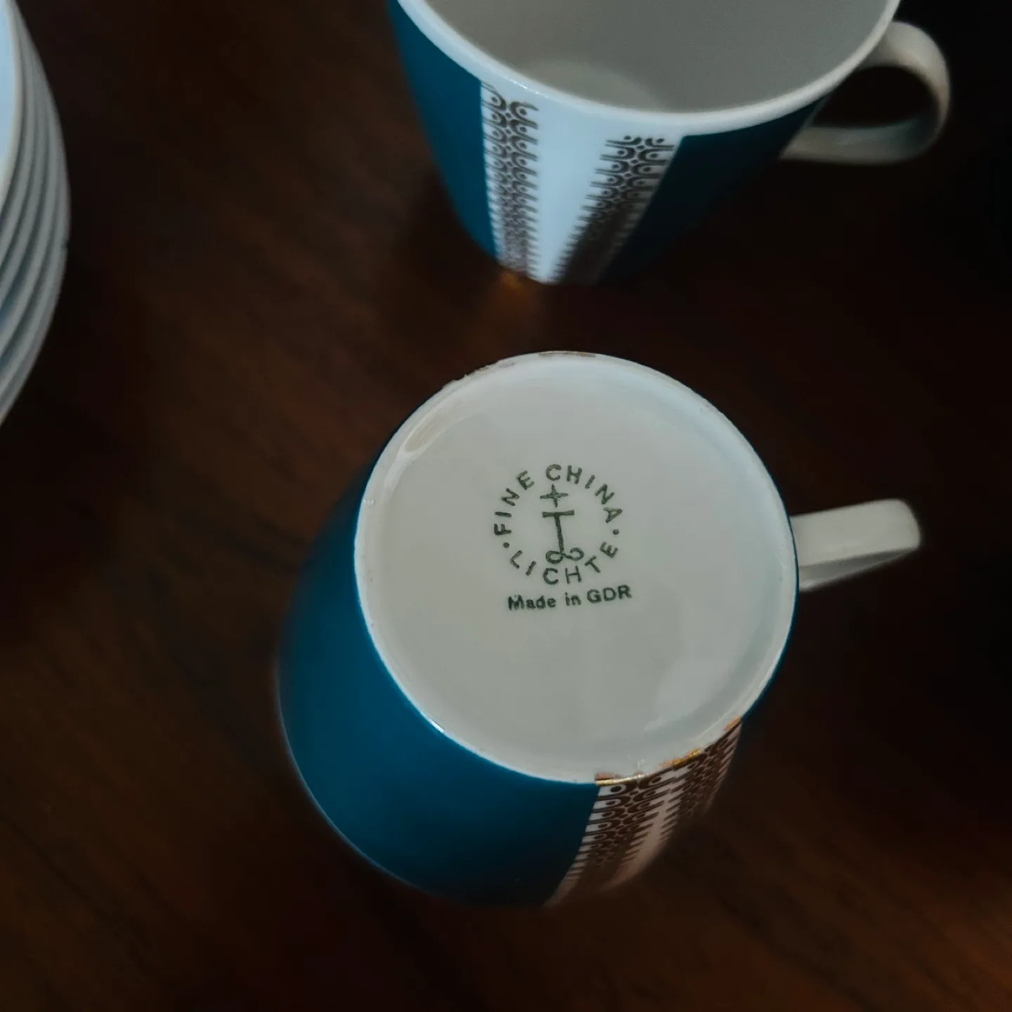 20 Piece Rare MCM Tea Set image indicator(5)