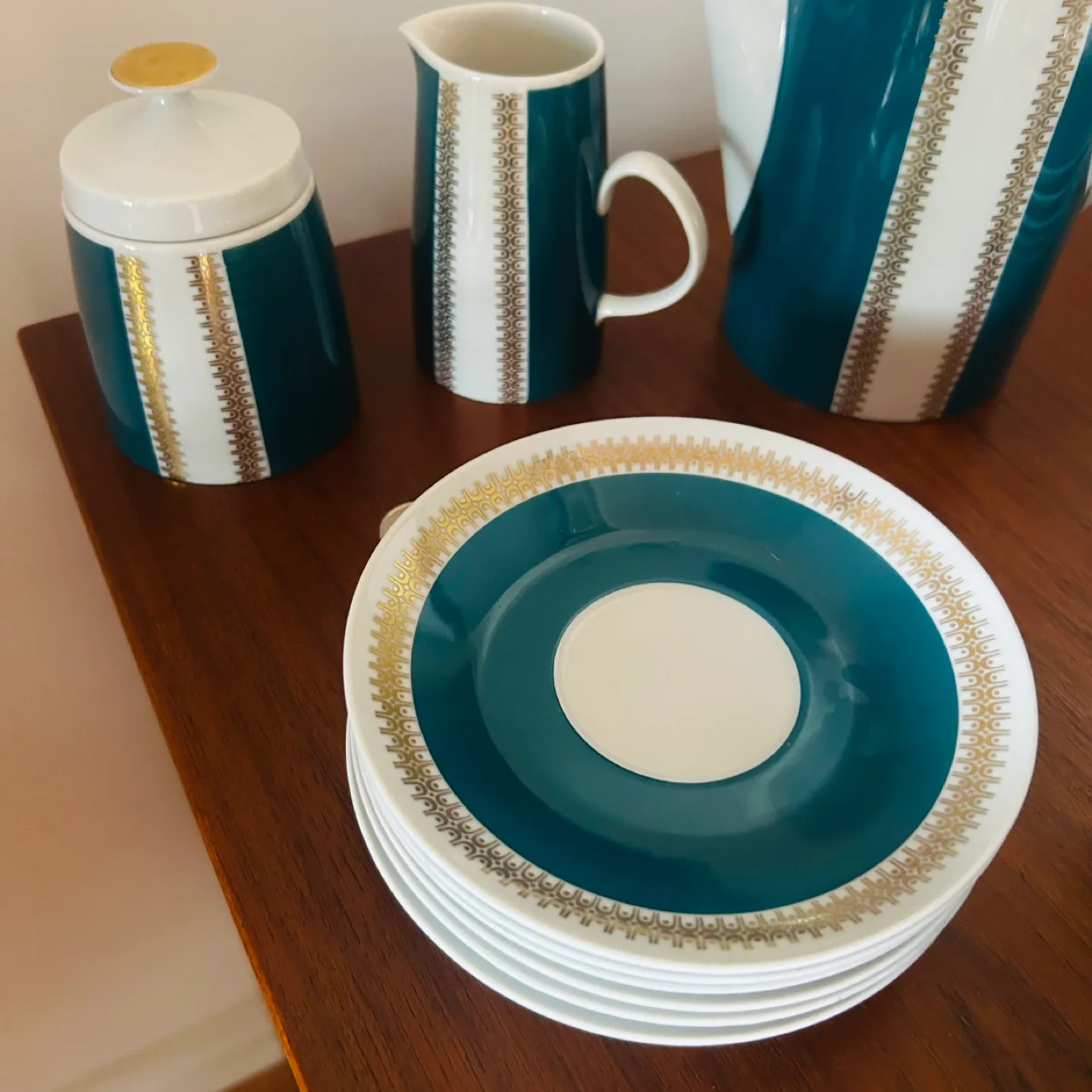 20 Piece Rare MCM Tea Set image indicator(3)