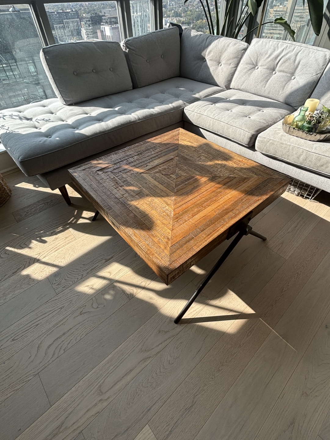 ZAK coffee table (square coffee table)