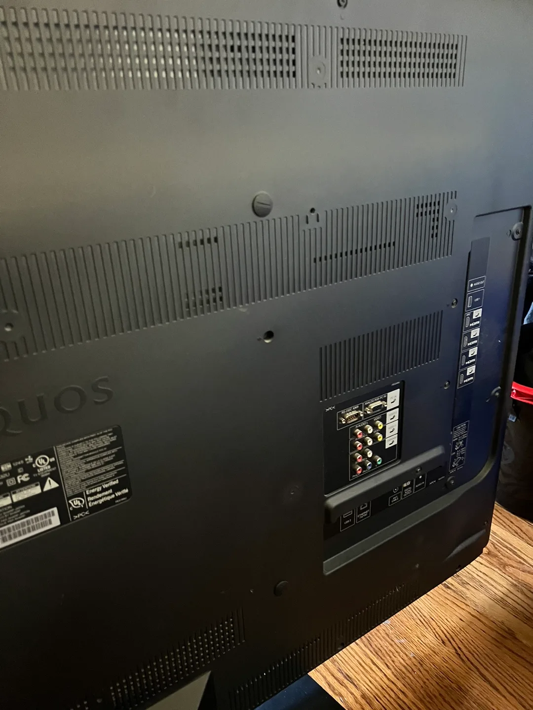 Sharp Aquos 55” LCD TV image indicator(3)