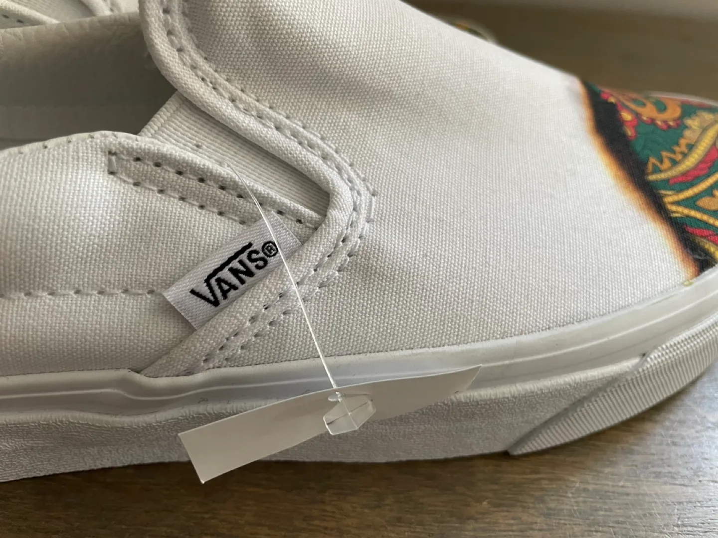 VANS Classic Slip-On Big Reveal Paisley Volcano Shoes Size 7.5 image indicator(10)