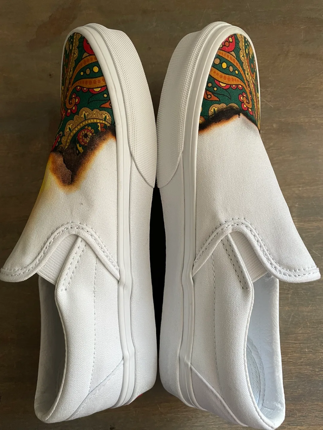 VANS Classic Slip-On Big Reveal Paisley Volcano Shoes Size 7.5 image indicator(8)
