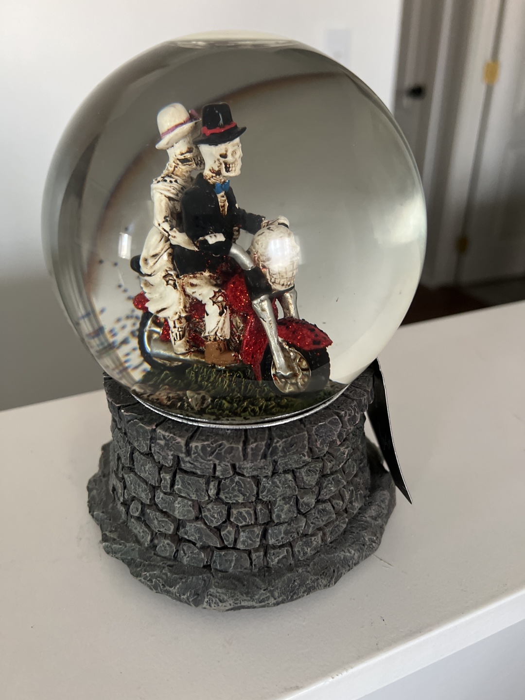 Skeleton Couple Snow Globe