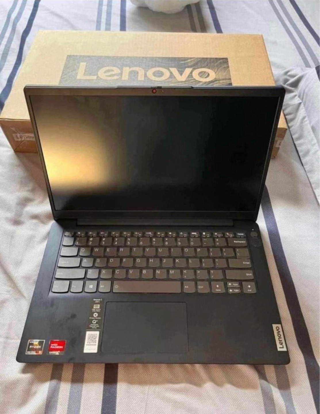 Lenovo Laptop 14 inch - photo 2
