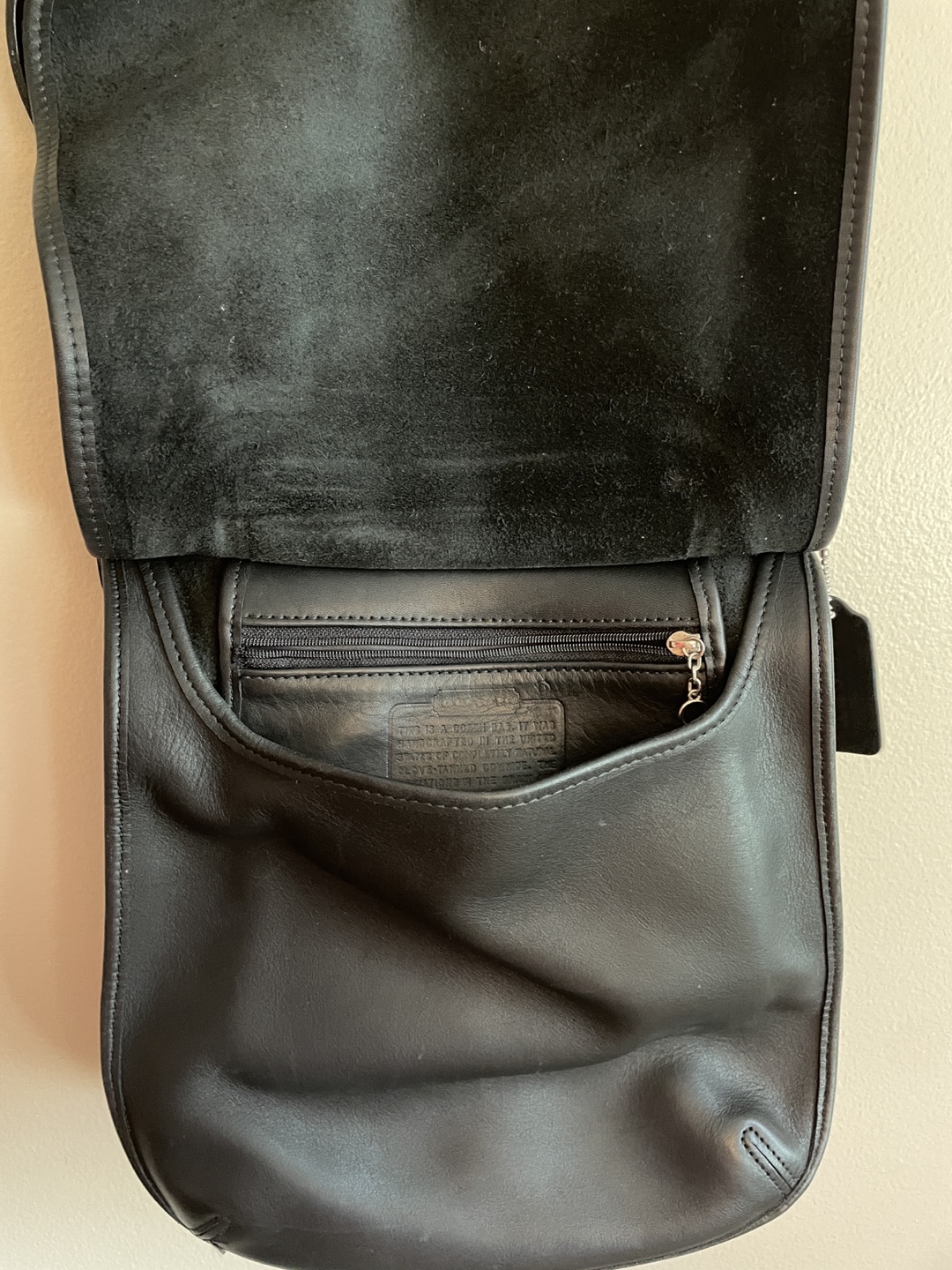 Vintage Coach Leather Crossbody Bag - photo 4