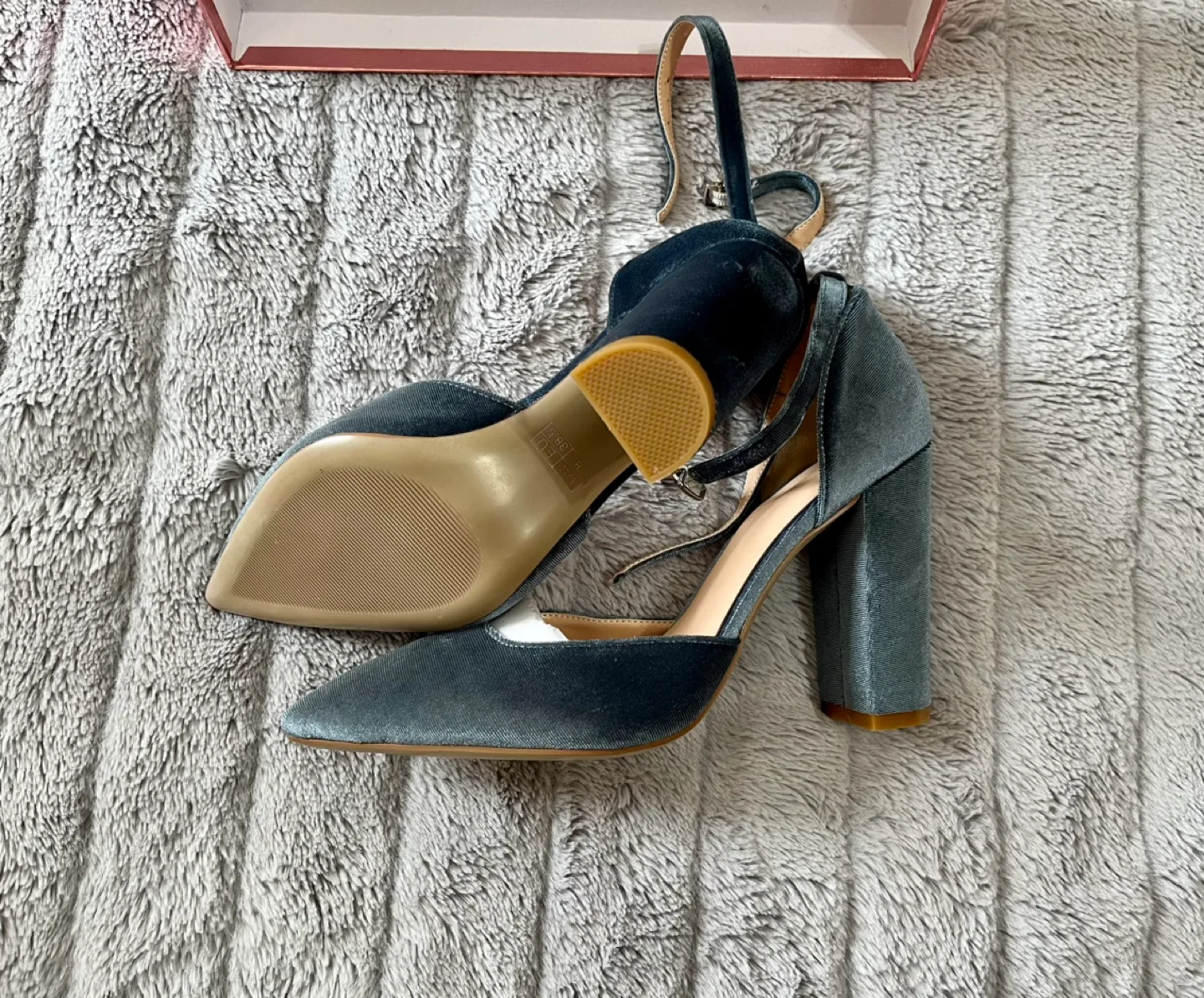 Grey Velvet Heels image indicator(3)