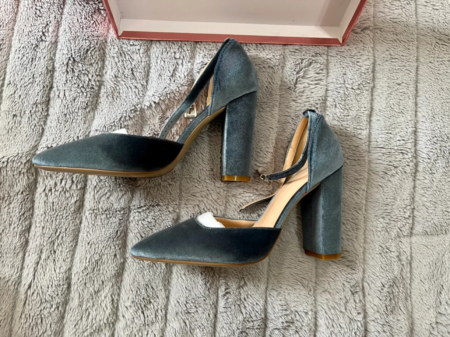 Grey Velvet Heels image indicator(2)
