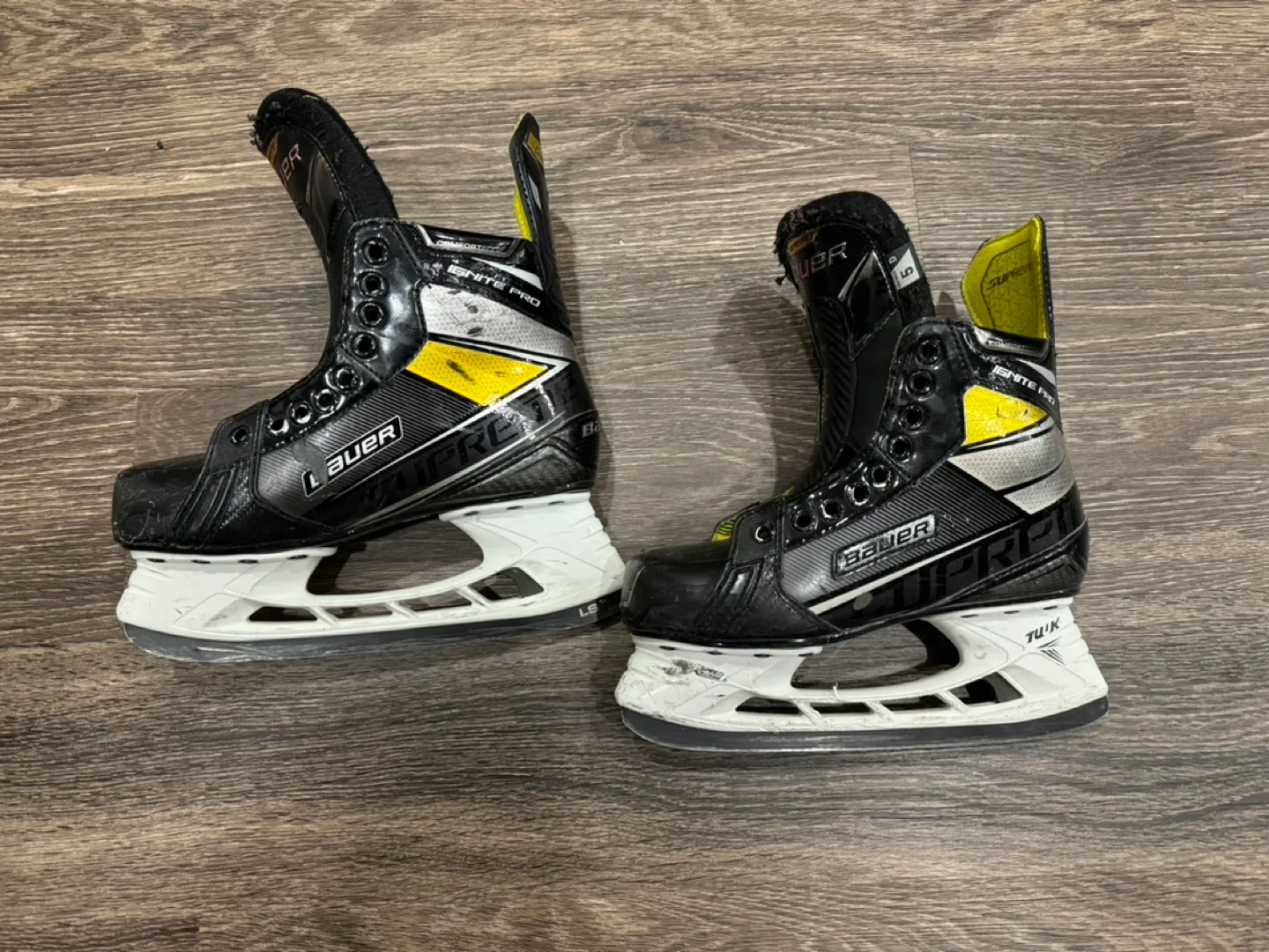Bauer Supreme Hockey Skates image indicator(3)
