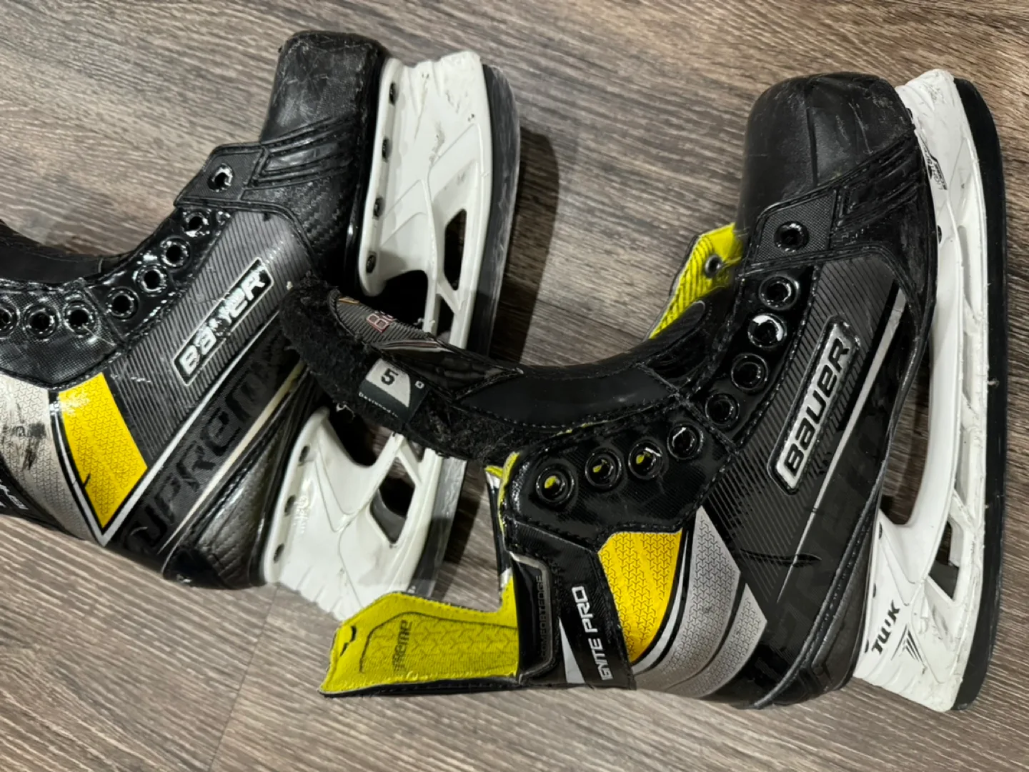Bauer Supreme Hockey Skates image indicator(4)