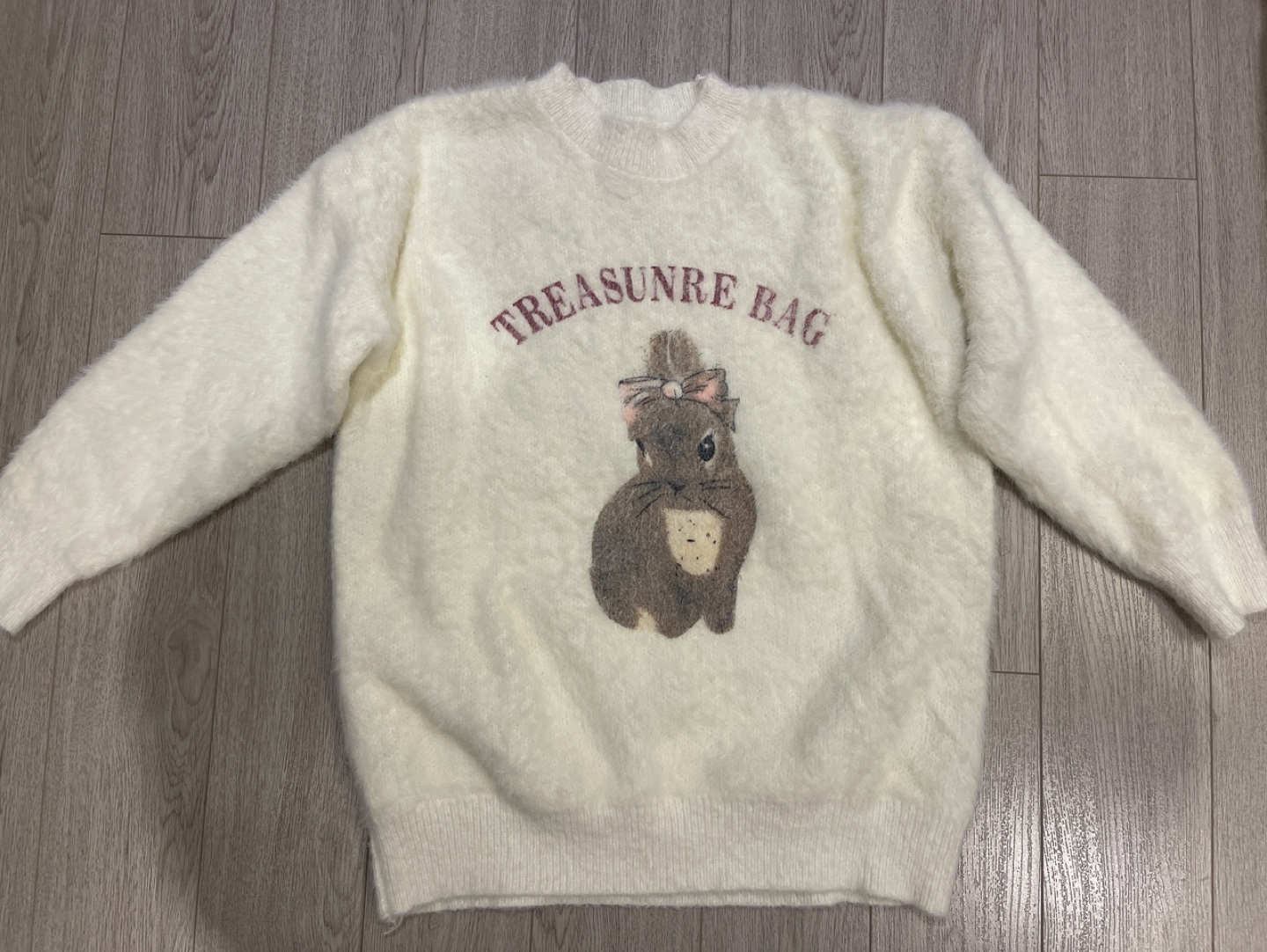 Fuzzy White Sweater with Bunny Design - photo 2