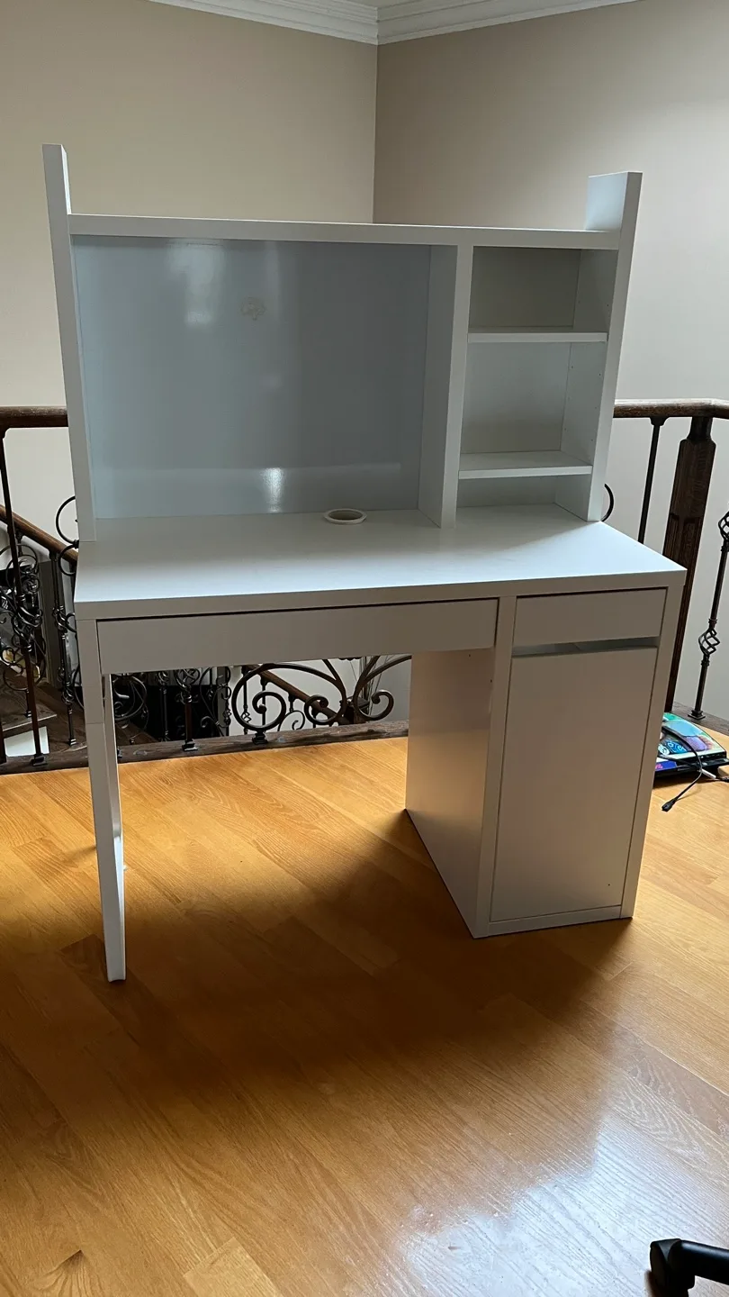White Desk with Hutch. IKEA Micke Desk image indicator(2)
