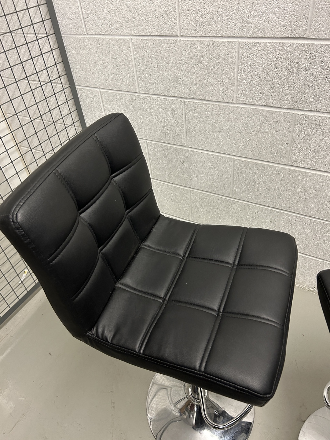 Set of 2 Black Bar Stools - photo 3