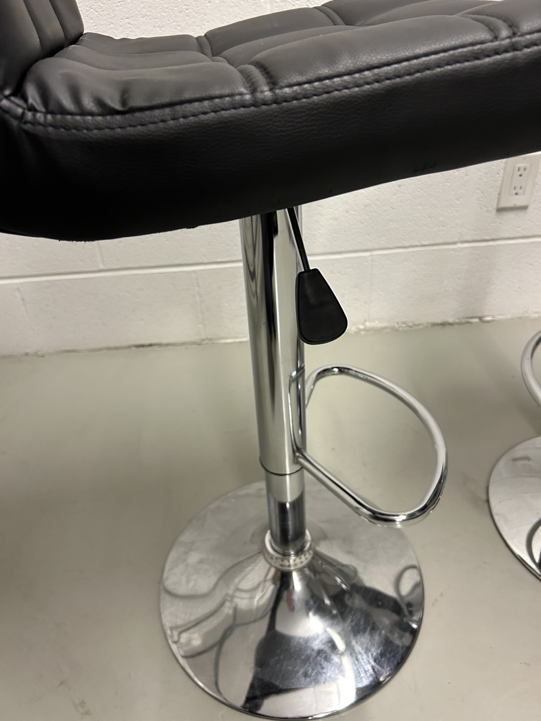 Set of 2 Black Bar Stools - photo 5