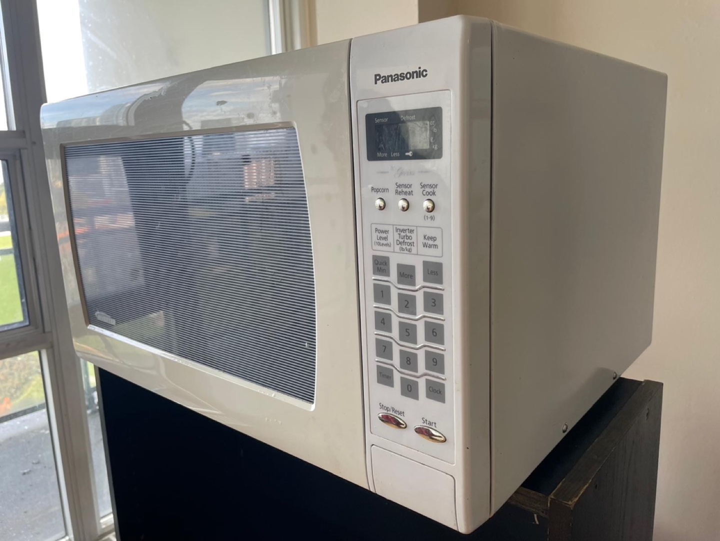 Panasonic Microwave - photo 4