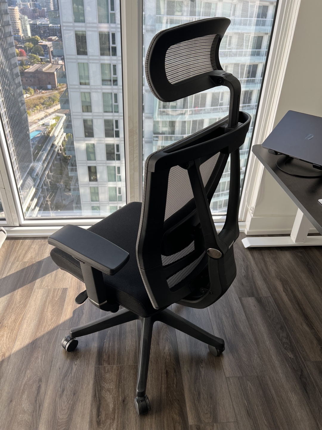 Ergonomic Office Chair - photo 2