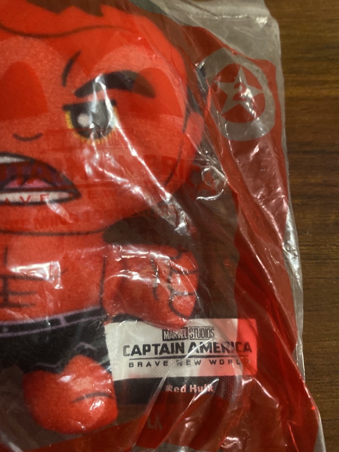 Red Hulk Plush Toy - Captain America: Brave New World - photo 2