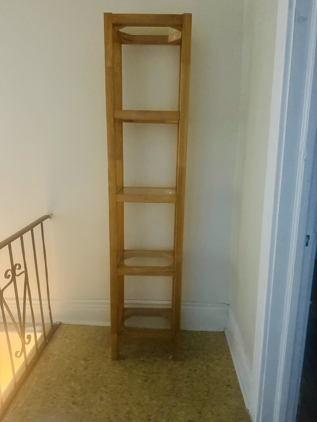 Solid Wooden Shelf Display Stand with Glass Shelves