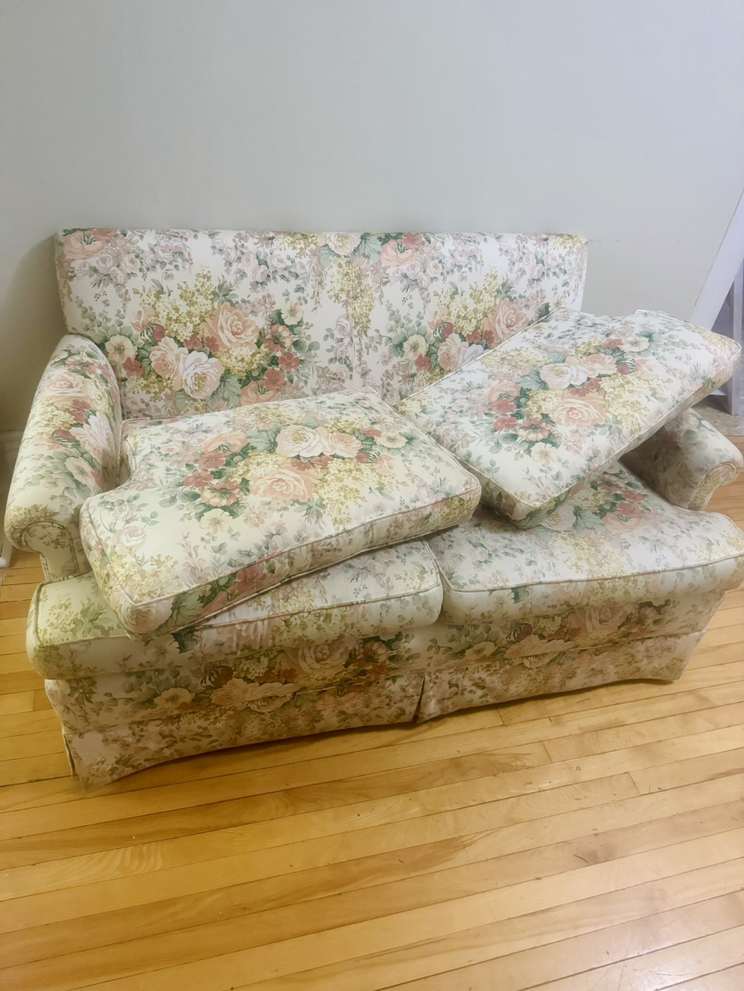 Floral  Love Seat - photo 3