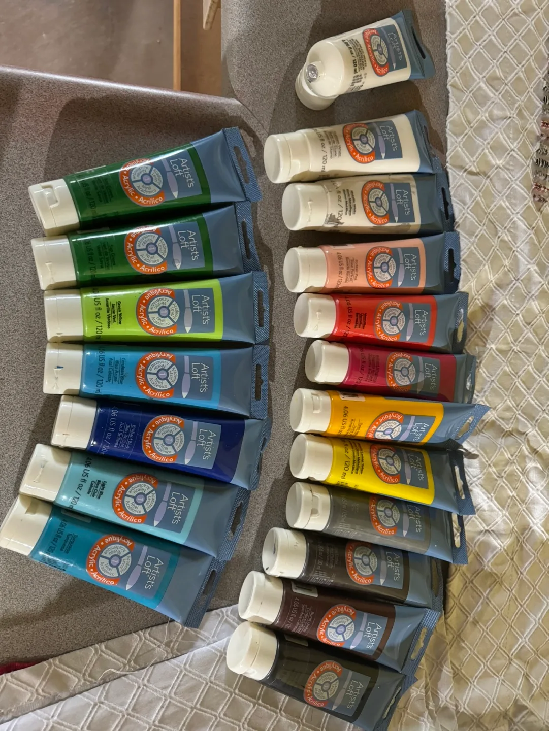 Artist's Loft Acrylic Paint Set thumbnail