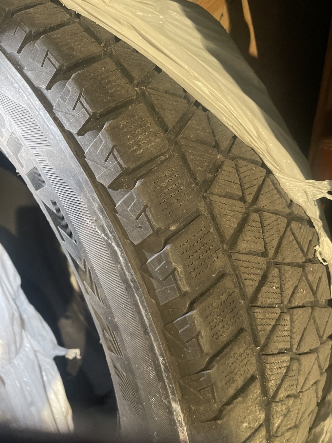 Amazing winter tires! Selling four. Great price will go fast… - photo 3