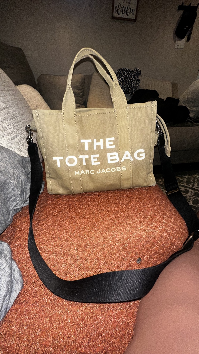 Marc Jacobs The Tote Bag