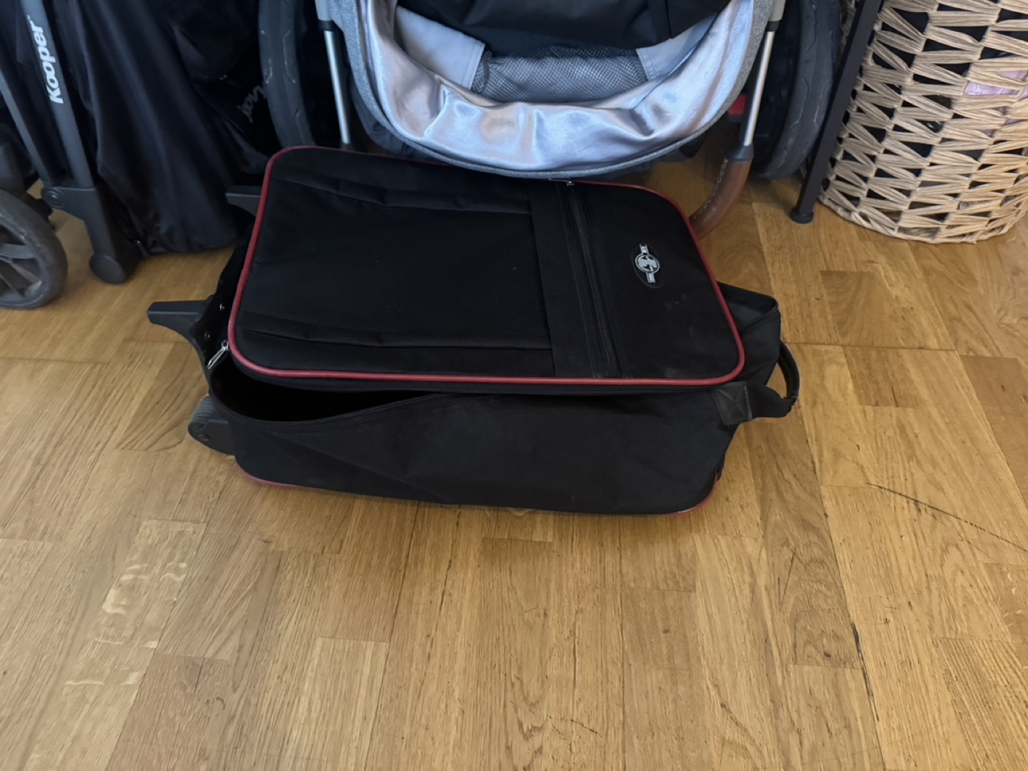 Black Rolling Luggage