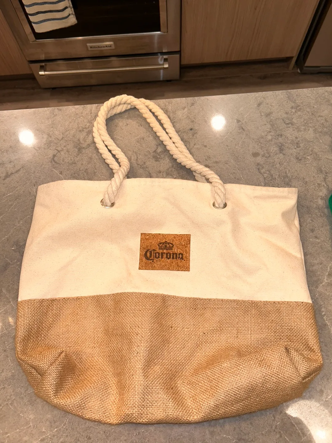 Corona tote bag thumbnail
