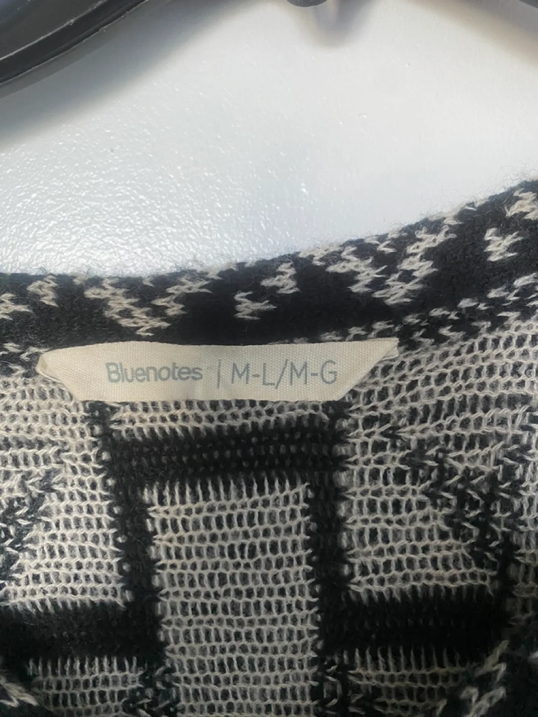 Pancho with sleeves image indicator(2)