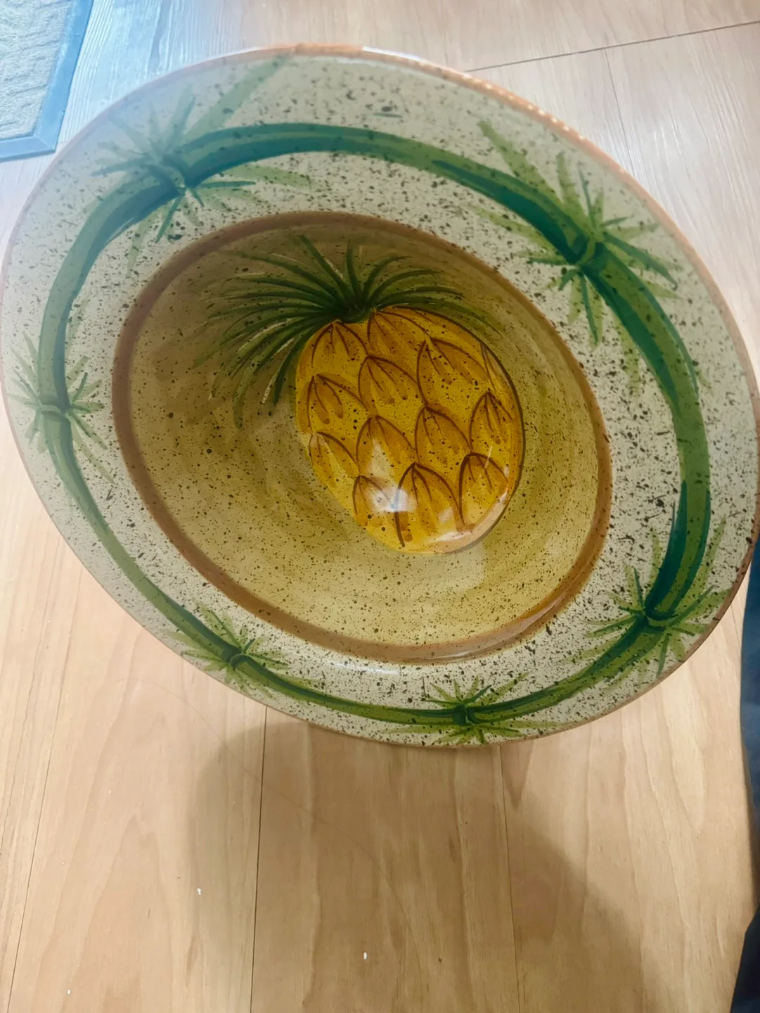 Vintage Ceramic Pineapple Fruit Bowl thumbnail