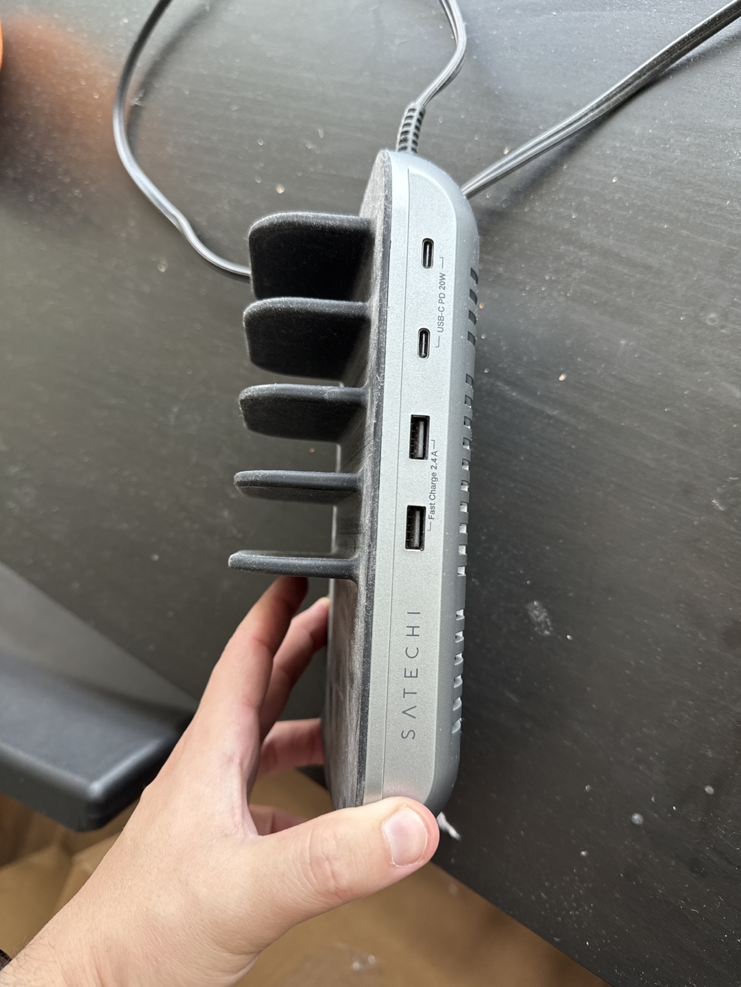 Satechi 4-Port USB Charging Station - photo 2
