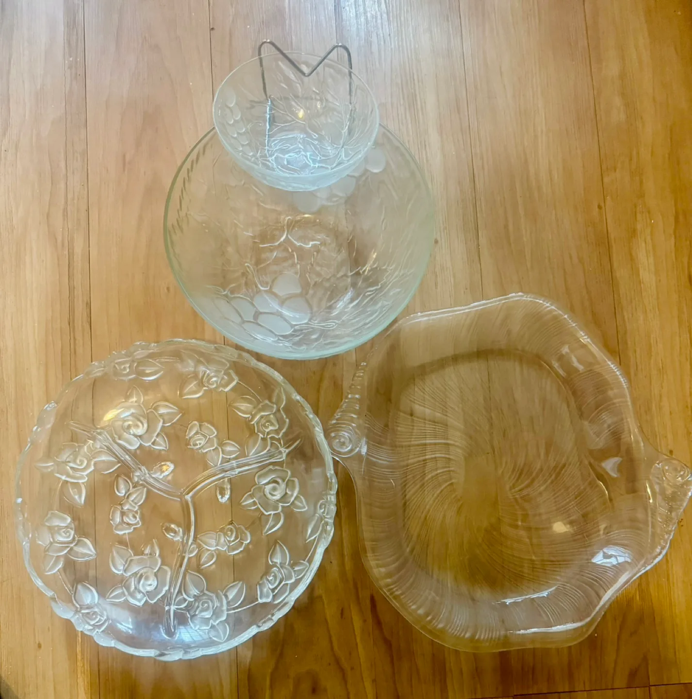 Glass Serving Dishes thumbnail