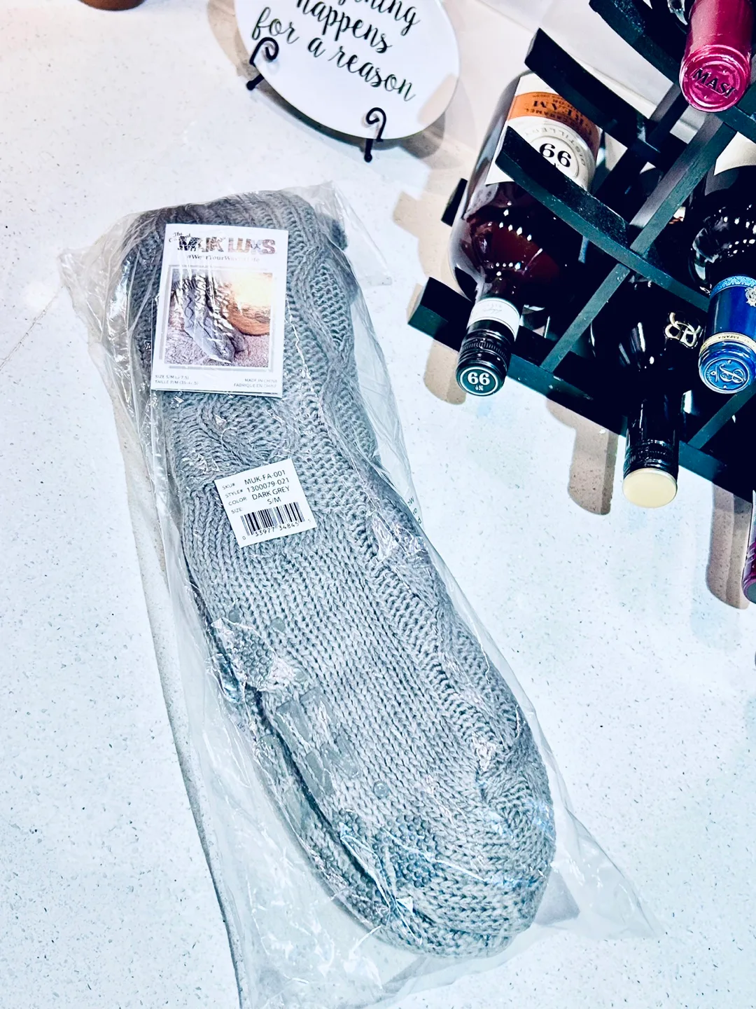 🍓NEW! Reg $80 MUK LUKS Sherpa Cabin Slipper Tall Socks! image indicator(2)