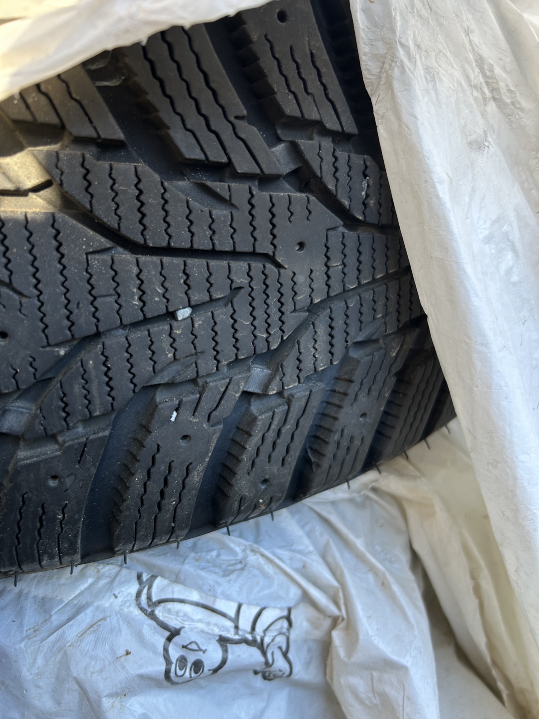 Winter Tires - 205/55R16 - photo 3