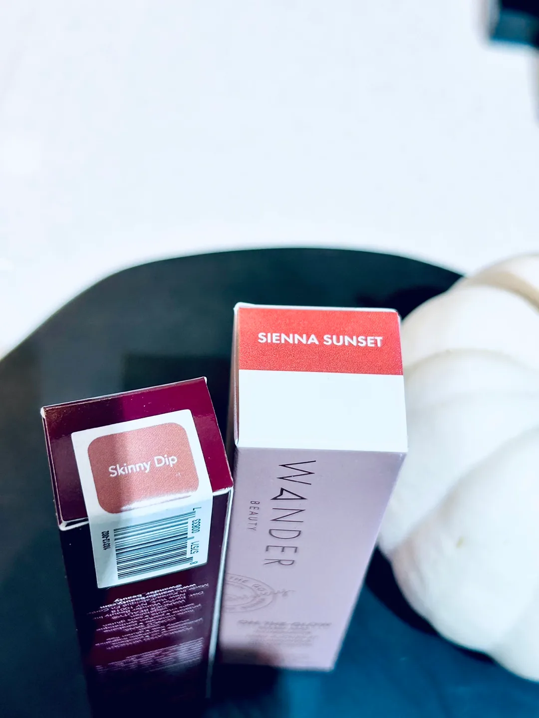 🍓REG $100+ NEW BEAUTY SET! WANDER BEAUTY All over face & LIP OIL image indicator(4)