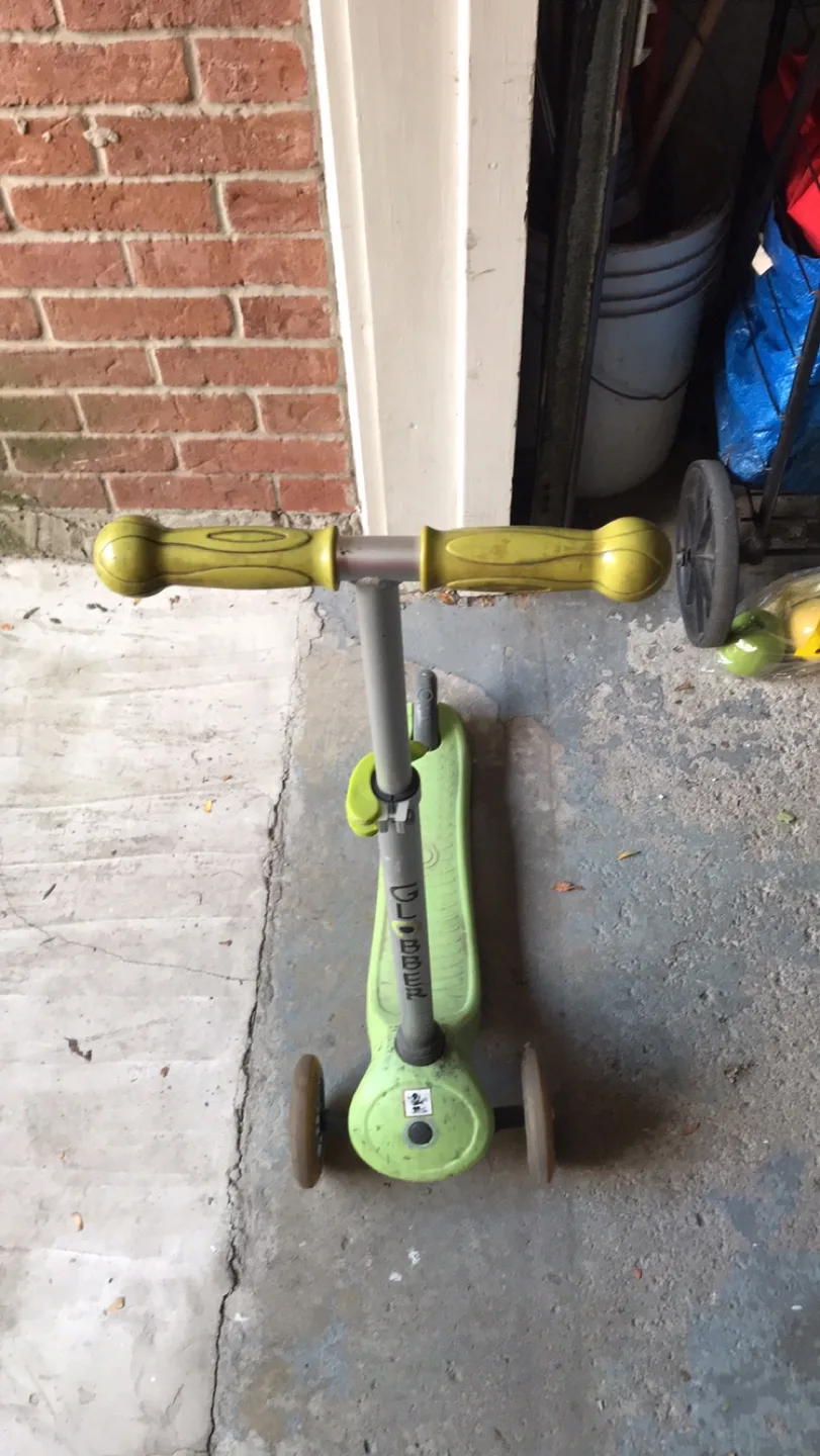 Scooter thumbnail