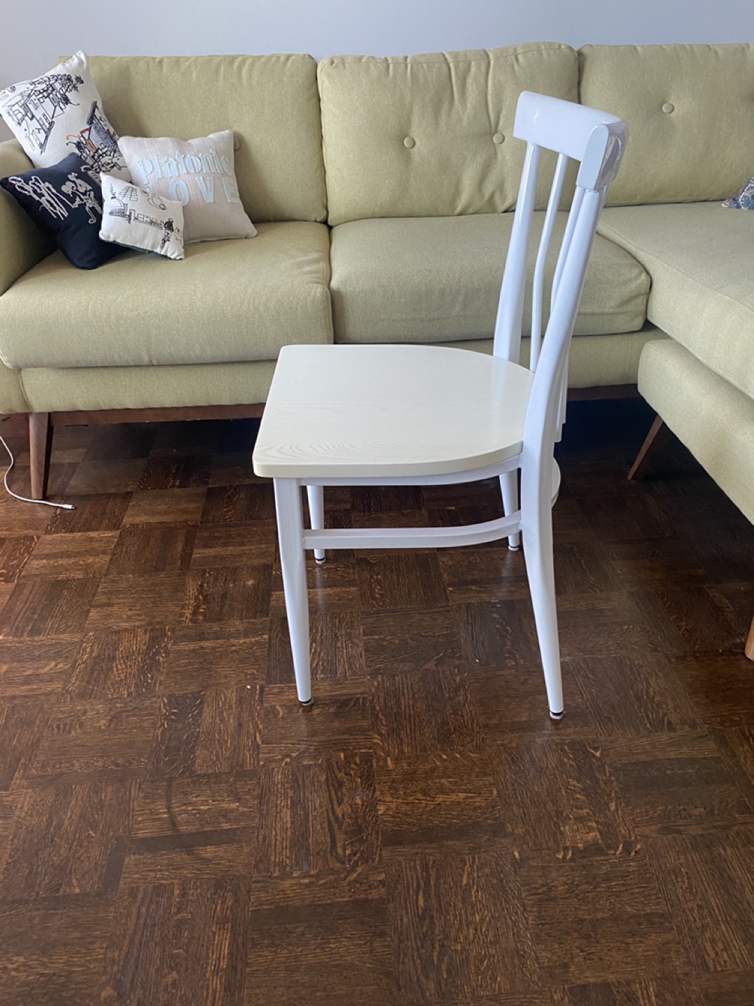4 White Dining Chairs - photo 2