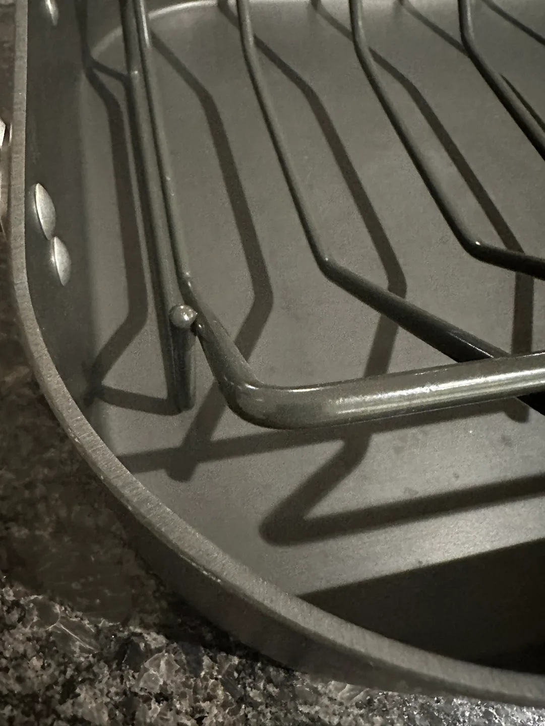 Calphalon Premier Hard-Anodized Roasting Pan with Rack image indicator(4)