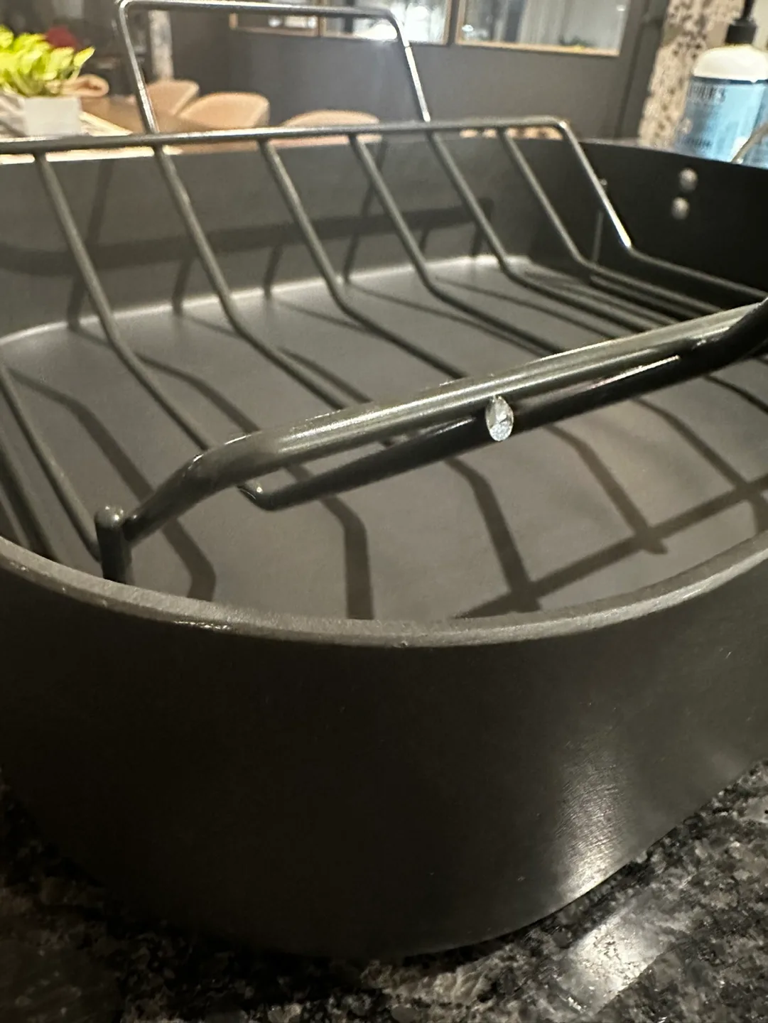 Calphalon Premier Hard-Anodized Roasting Pan with Rack image indicator(2)